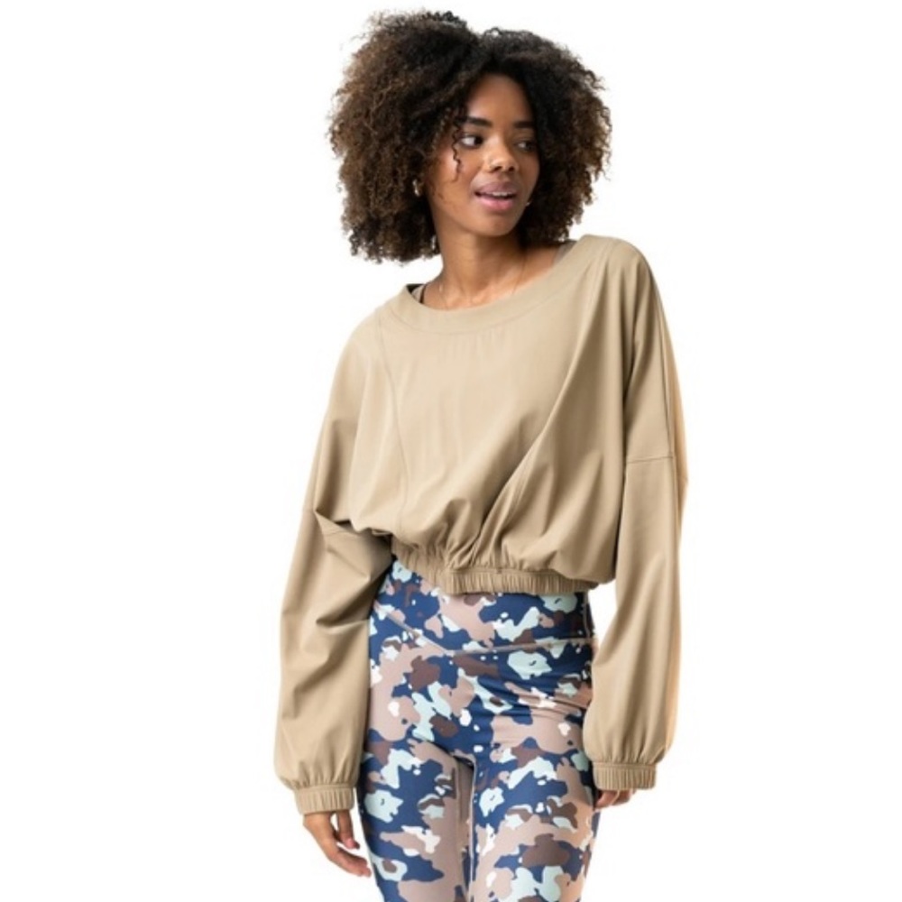 Vitality Balance Athletica Outlander Crew - drawstring crop size large